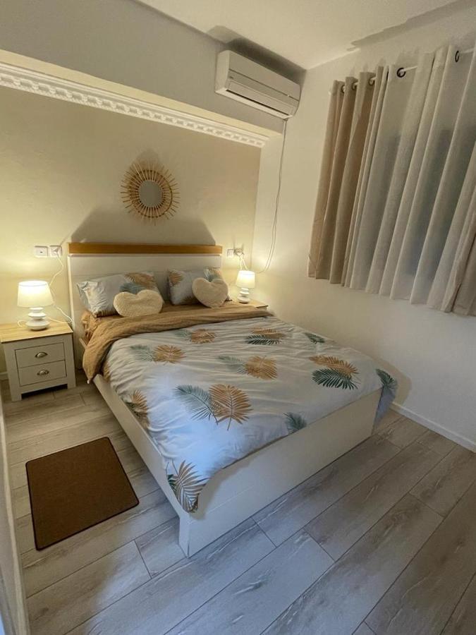 סוויטה מול הים Apartment Ашкелон Екстериор снимка